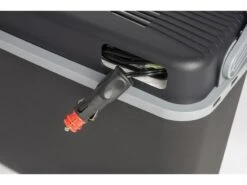 Autokoelbox - Arctic - 12 Volt - 12 Liter - Zwart/Grijs -Buiten Kamperen 57 2 autokoelbox artic 12 volt 12 liter zwart grijs 6702862